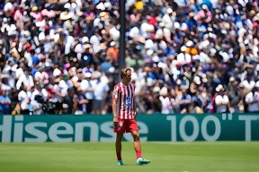 勒沃库森训练开放日，赛前止住颓势引欢呼，中超在即，细节决定成败(勒沃库森51场不败)-电竞竞猜